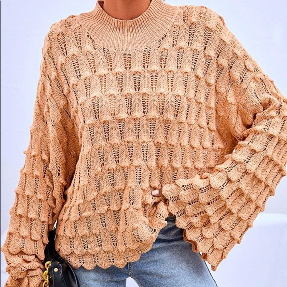NWT! SCALLOP TRIM POINTELLE KNIT SWEATER IN CREAM!